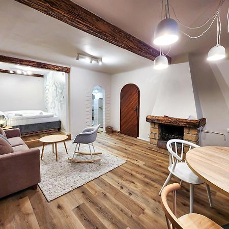 Apartmany Rangifer Plzen Ngoại thất bức ảnh