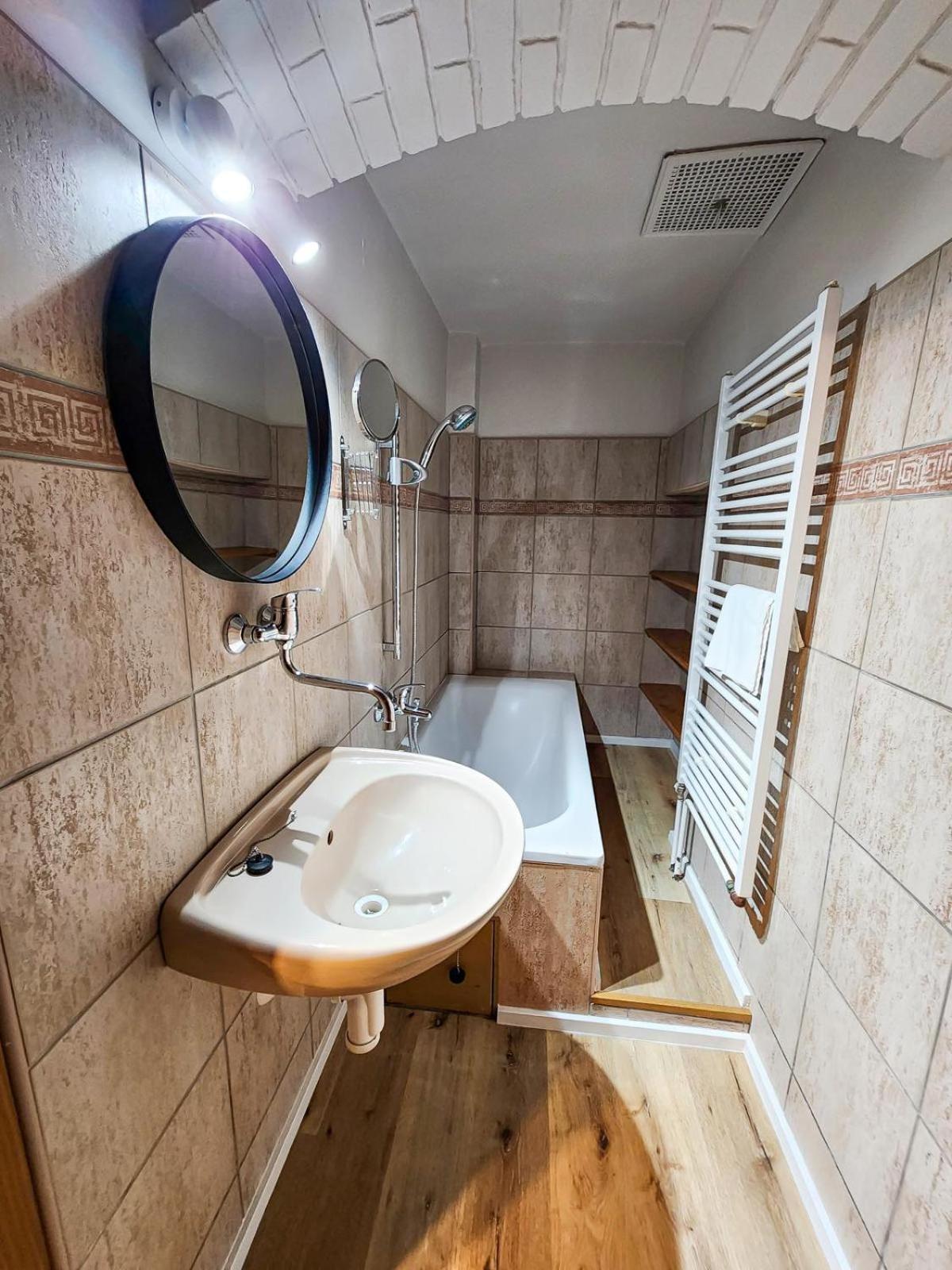 Apartmany Rangifer Plzen Ngoại thất bức ảnh